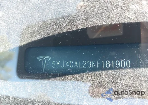 2019 Tesla Model X 100D/75D/Long Range z USA, uszkodzony, nr VIN 5YJXCAE23KF181900
